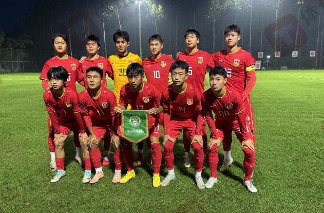 狂胜印度队, 日本籍主教, 级明年的U 狂胜印度队, 日本籍主教, 级明年的U