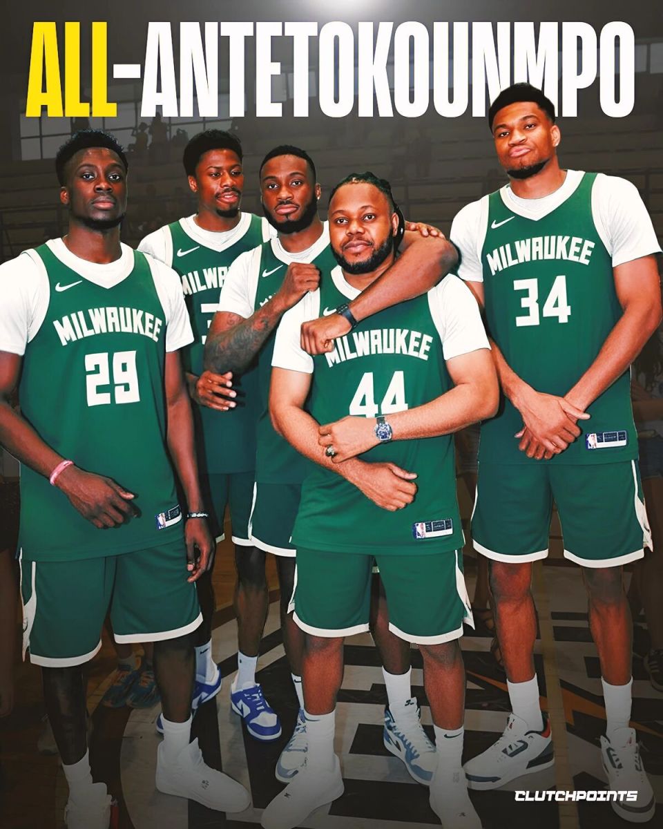 目前在希腊 目前在希腊