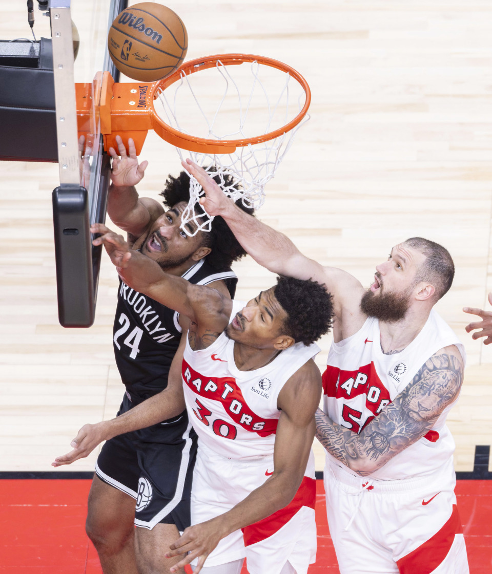 猛龙队球员, yE 猛龙队球员, yE