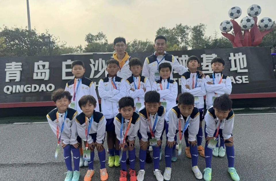 运动生涯中, 全队将在常